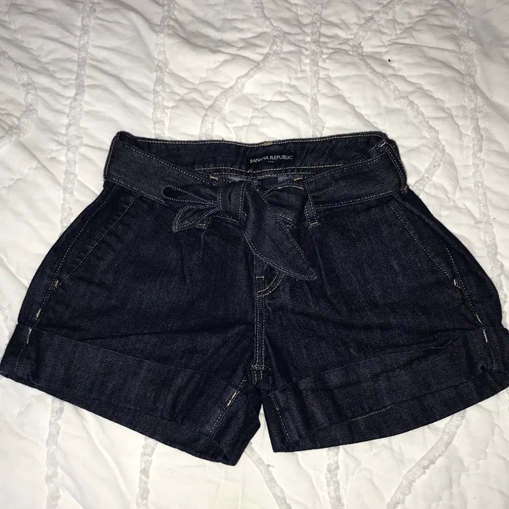 Banana republic denim tie around shorts